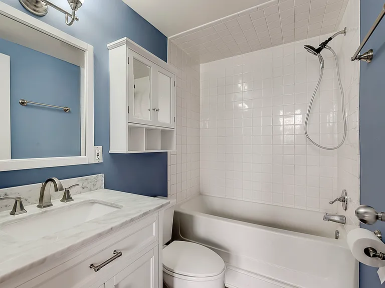 3001 N New Jersey St #301 — Photo 3