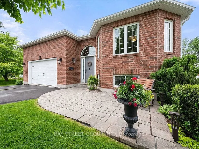 722 A Lake Dr S — Photo 35