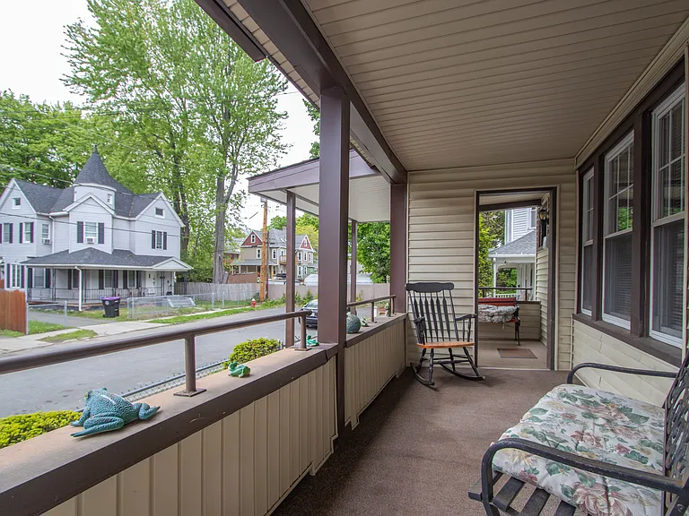 8 Ivy Ave #1 — Photo 45