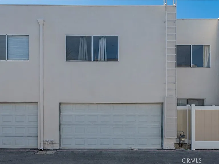 20240 E Arrow Hwy #D — Photo 2