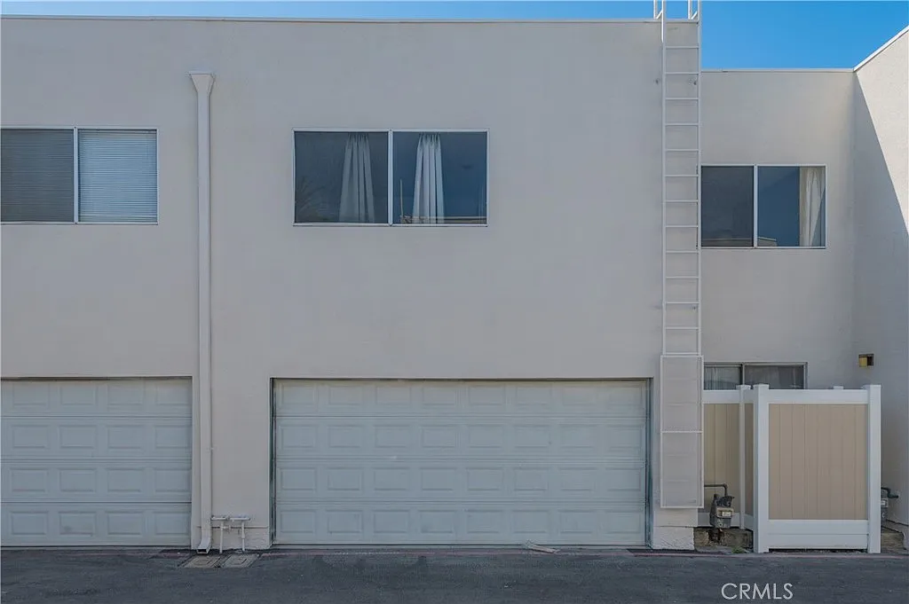 Building Photo - 20240 E Arrow Hwy #D