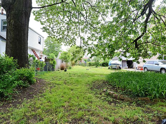 4th image of 1275 Howard St