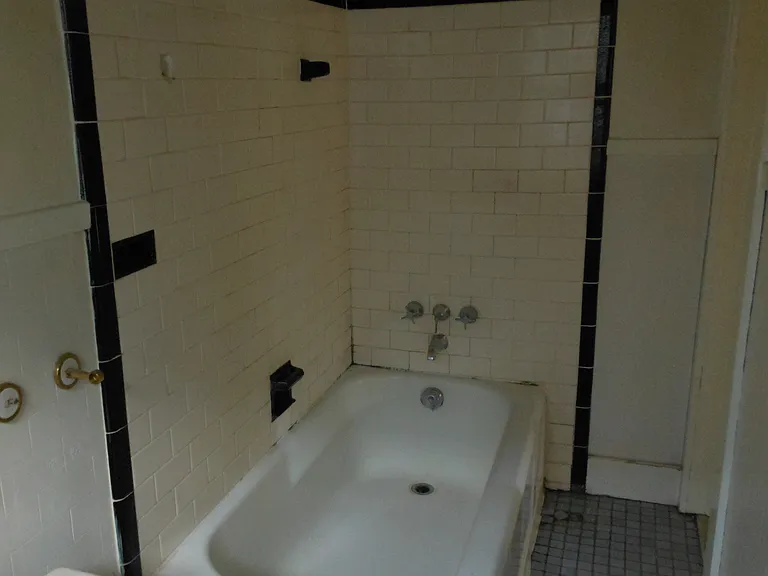 519 Mercer St #3 — Photo 4