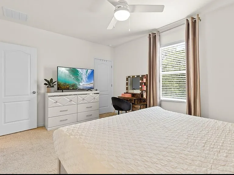 Reena Dr — Photo 12