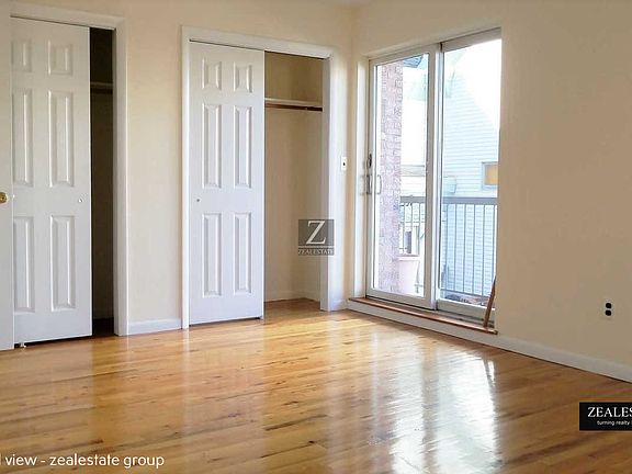 4th image of 474 Ovington Ave APT 2a