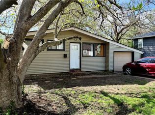 8620 Winchester Ave, Kansas City, MO 64138