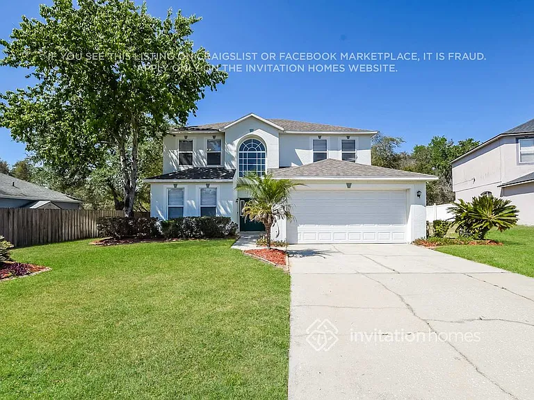 371 Pebble Ct — Photo 4