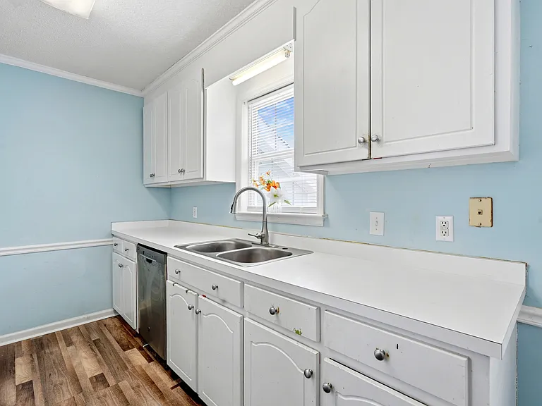105 Twin Creeks Dr — Photo 13