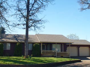 525 Angelee Ct, Lebanon, OR 97355