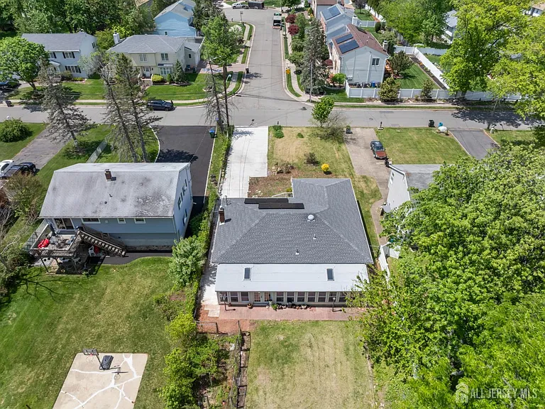 22 Foley Ave — Photo 39