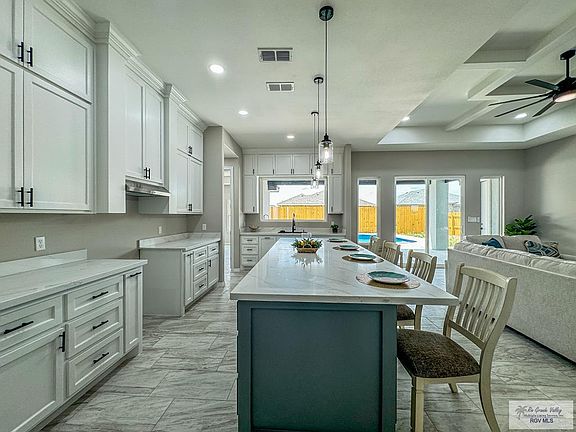 5th image of 8721 Sandpiper Dr #21
