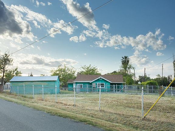 4th image of 5510 Alicia Ave