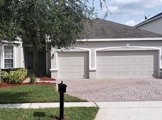 309 Wentworth Ave, Daytona Beach, FL 32124