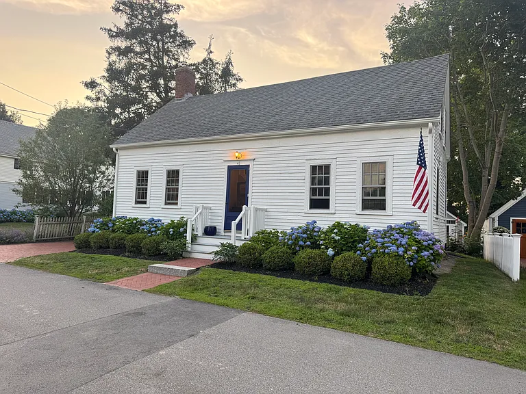 41 Oliver St — Photo 26