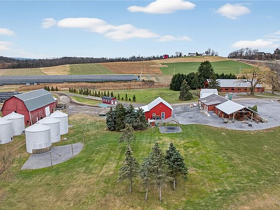 4th image of 511 Hansen Point Rd