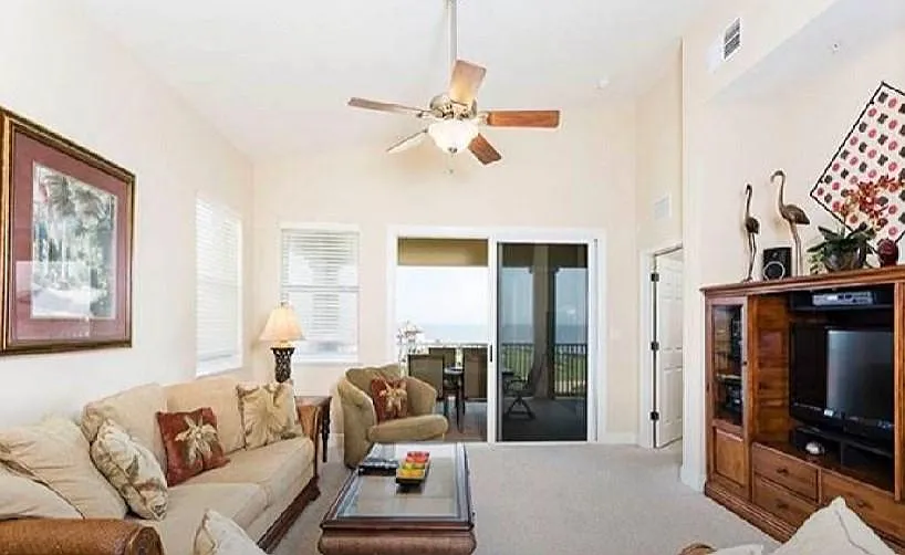 3 bed, 2003 sqft, $3,950 — Photo 3
