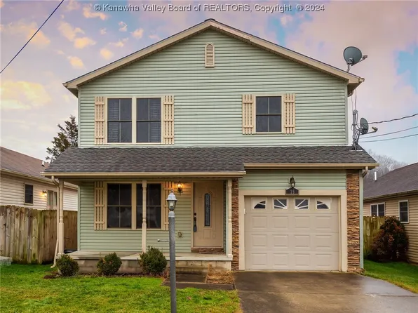 75 Beechwood Ave, Winfield, WV 25213