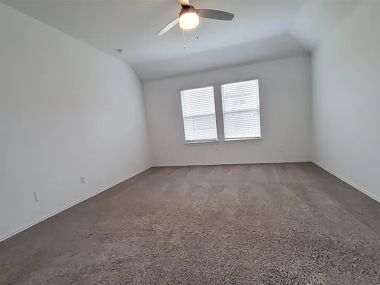 4901 Blue Beetle Ridge Dr — Photo 19