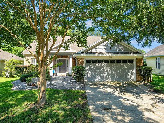 3rd image of 167 Leah Martin Ct