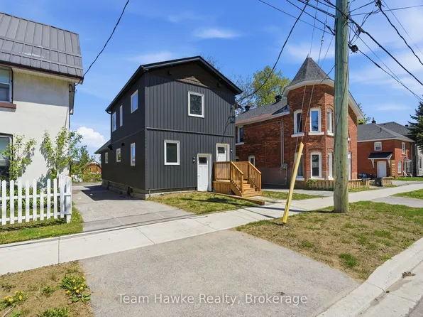 64 Matchedash St S, Orillia, ON L3V 4W5