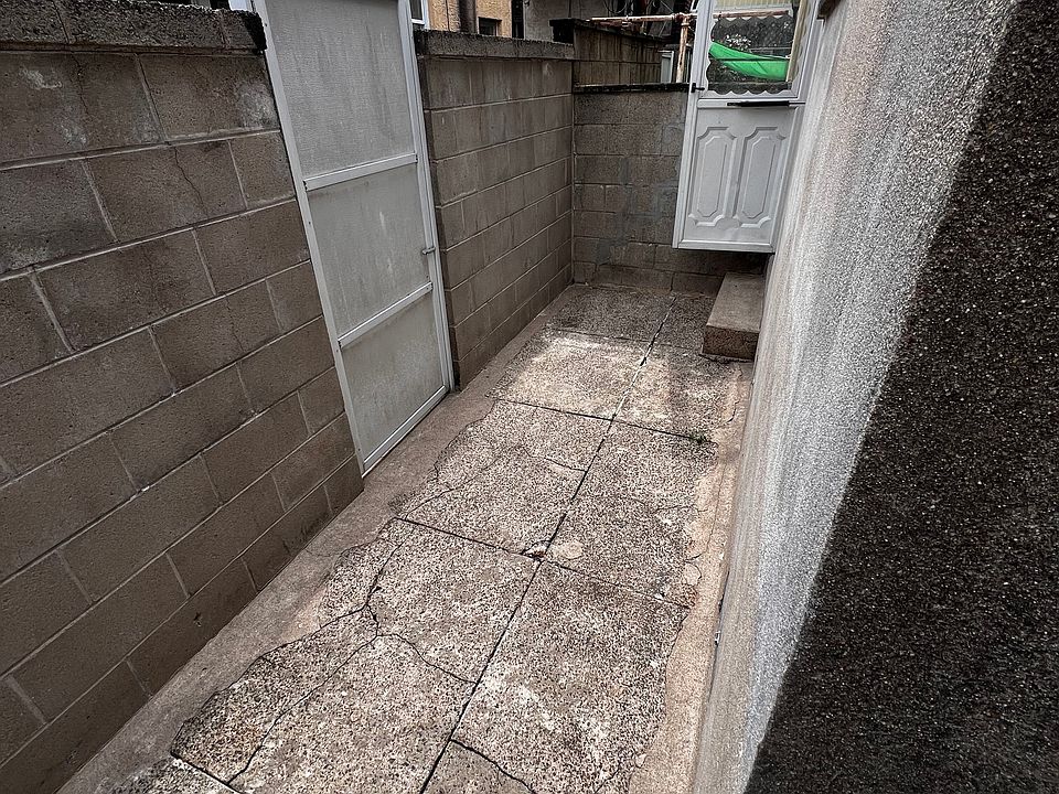 rear outdoor space
