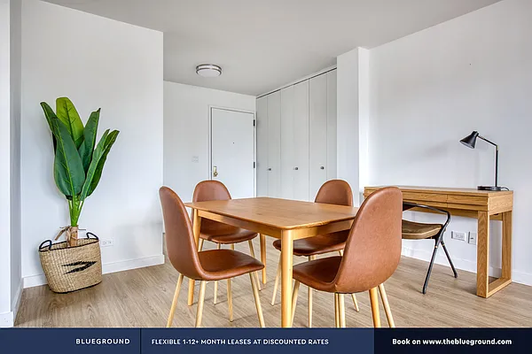 Rented by The Blueground | media 8