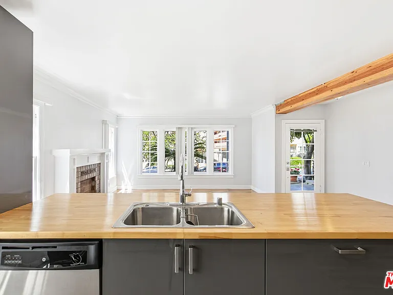 222 N New Hampshire Ave — Photo 13