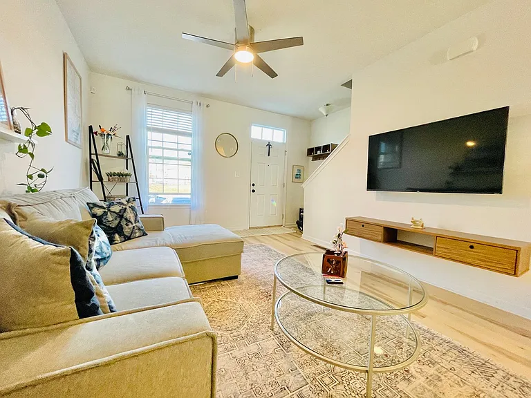 127 Streamview Dr — Photo 12
