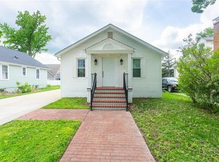 12 Hillcrest Pl, Saint Louis, MO