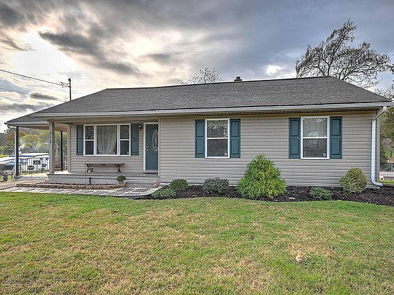 2nd image of 512 Dickerson St