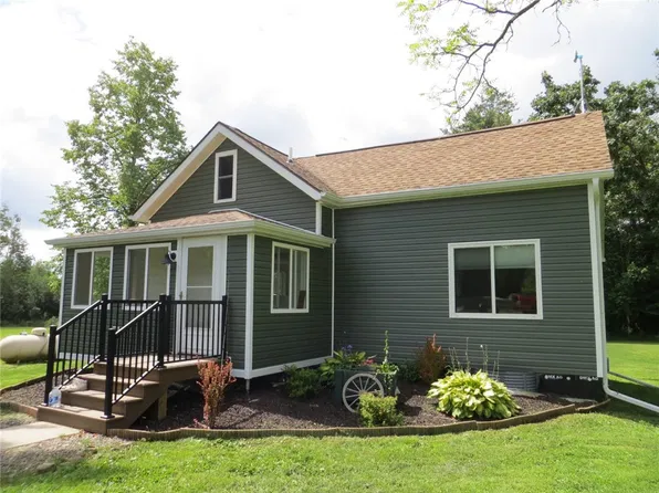 N1099 School Road, Thorp, WI 54771