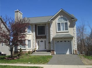 81 Hudson Ave, Haverstraw, NY 10927