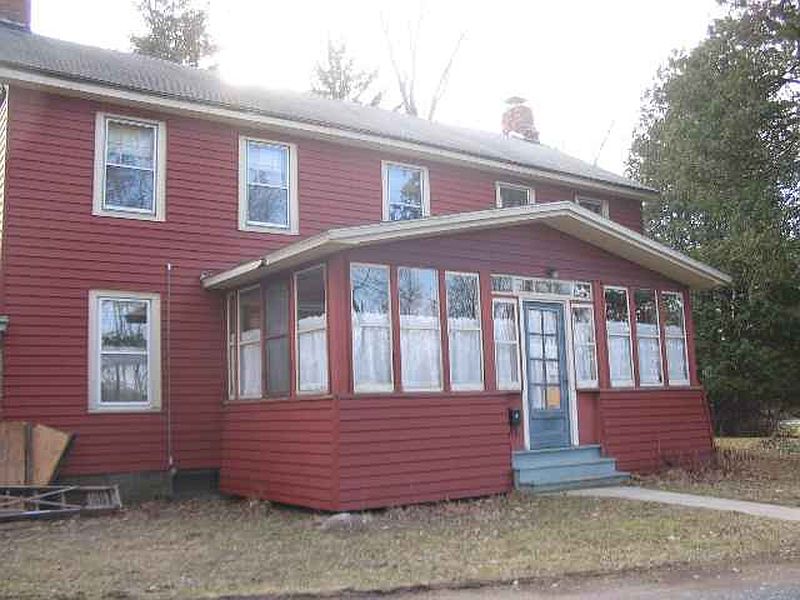 2nd image of 13 LISHAKILL Road