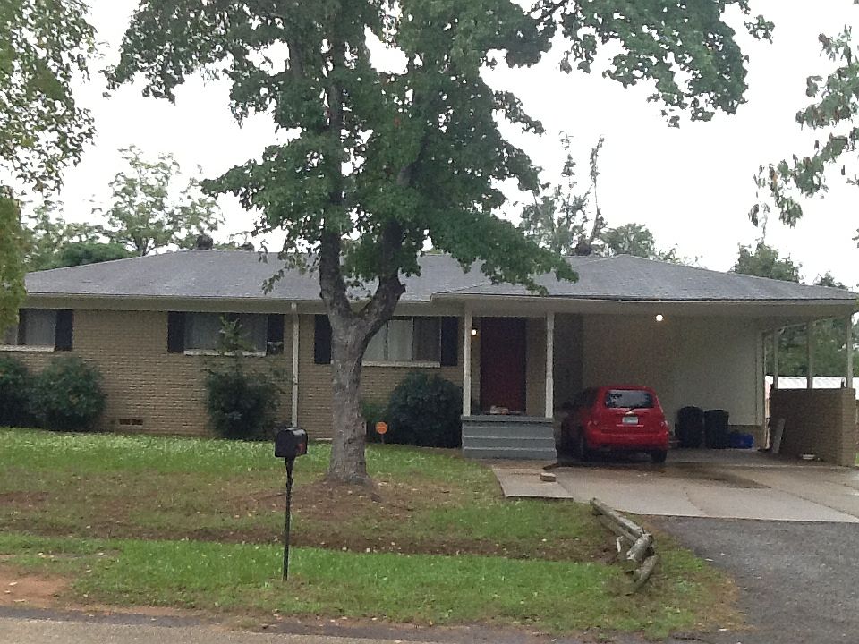 1st image of 800 Bonnita St