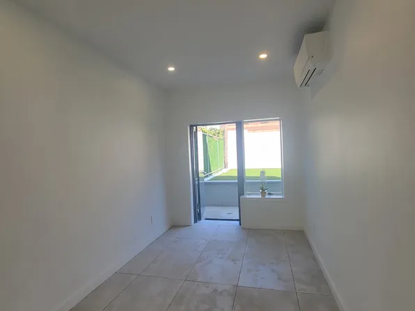 2041 Strauss Street image 10 of 40