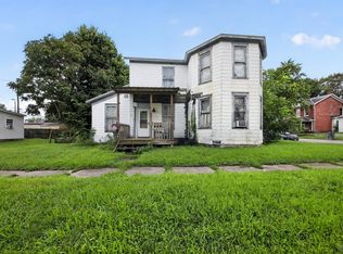 327 W 9th St, Connersville, IN 47331