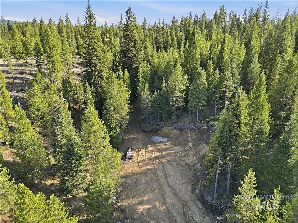 1st image of 19 Dakota Way