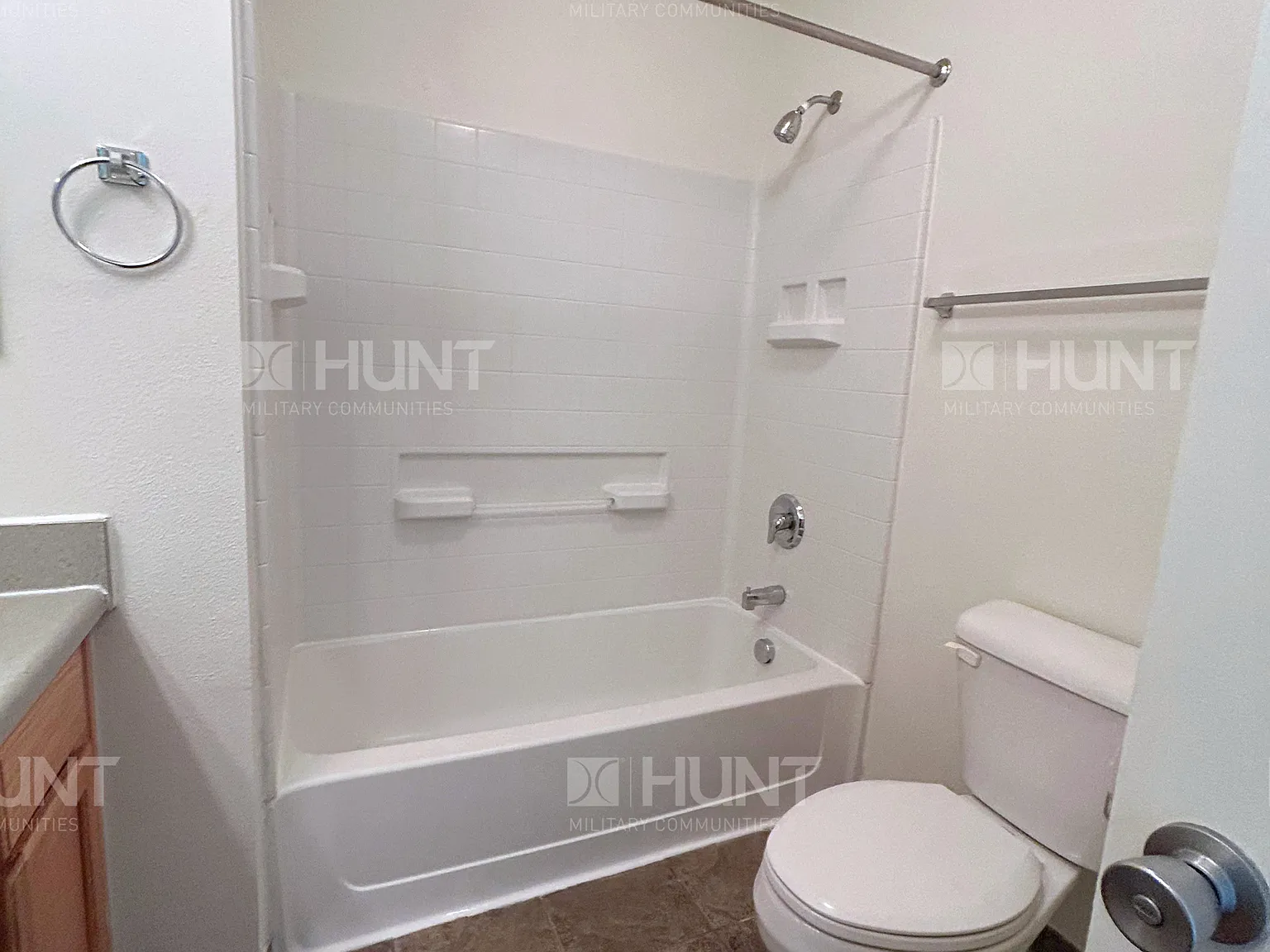 4 bed, 2.5 bath, 2176 sqft, $1,850 — Photo 4