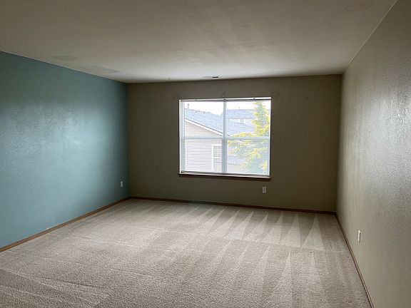 5th image of 8502 171st Street Ct E