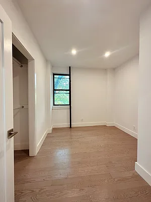 Rented by Sassouni Management | media 8