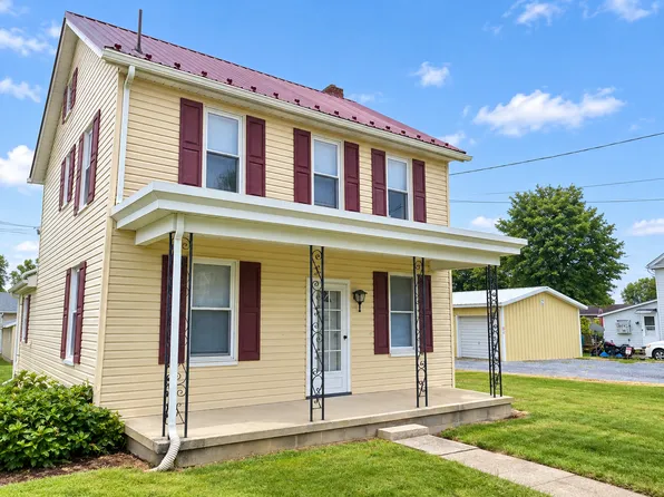 5546 Greenvillage Rd, Chambersburg, PA 17202