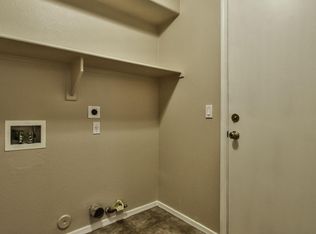 8606 W Paradise Dr, Peoria, AZ 85345