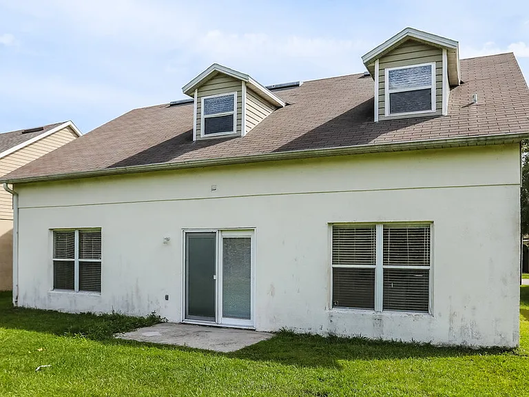 4208 Forest Island Dr — Photo 16