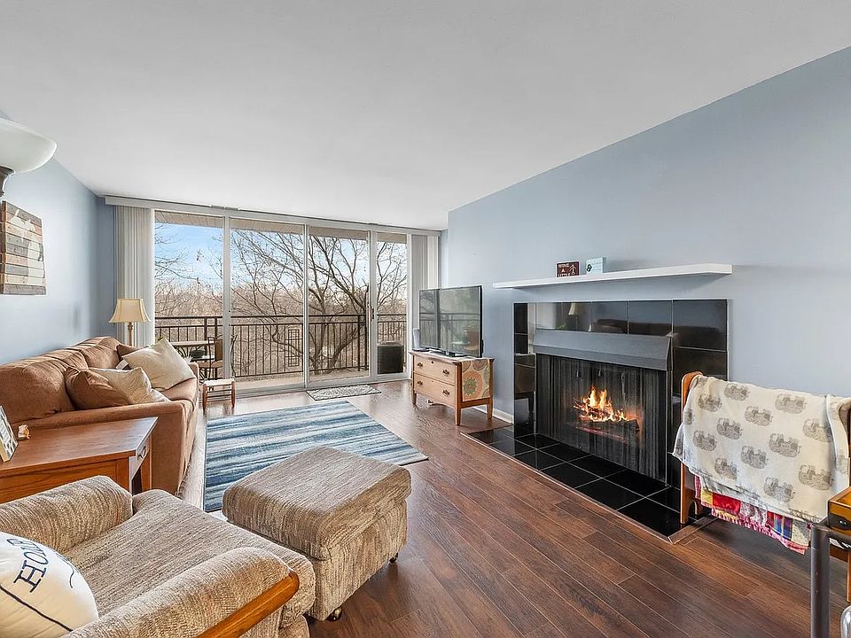 1st image of 5810 Oakwood Dr Unit 3E