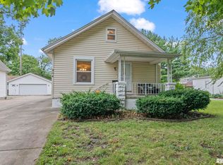 904 S Cleveland Ave, Springfield, IL 62704