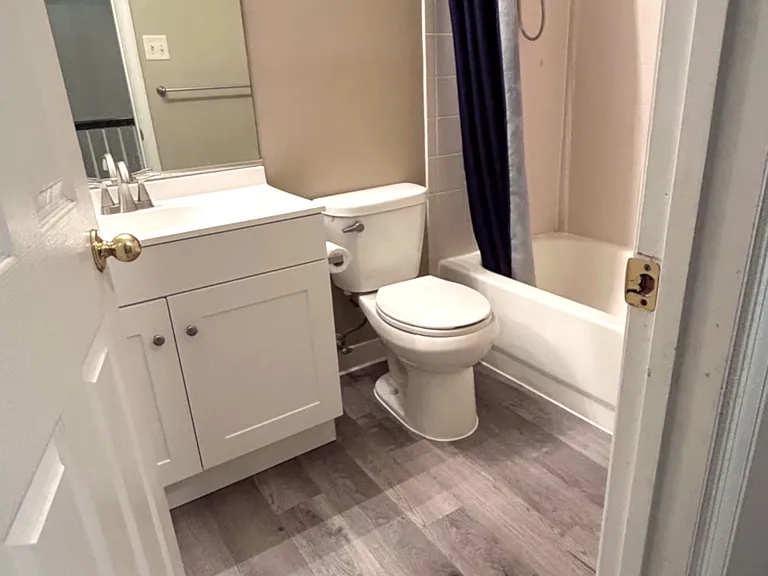 9828 Larson Pl — Photo 12