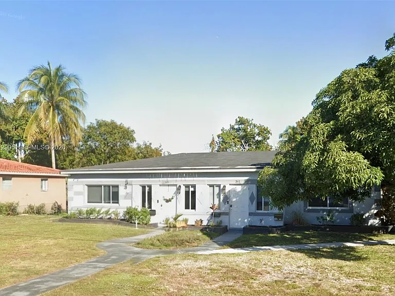 365 NW 103rd St #365 — Photo 1