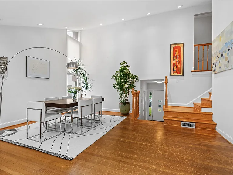 5049 Garfield St NW — Photo 11
