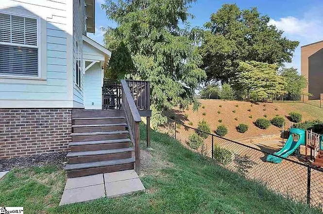 19 McHan St — Photo 7