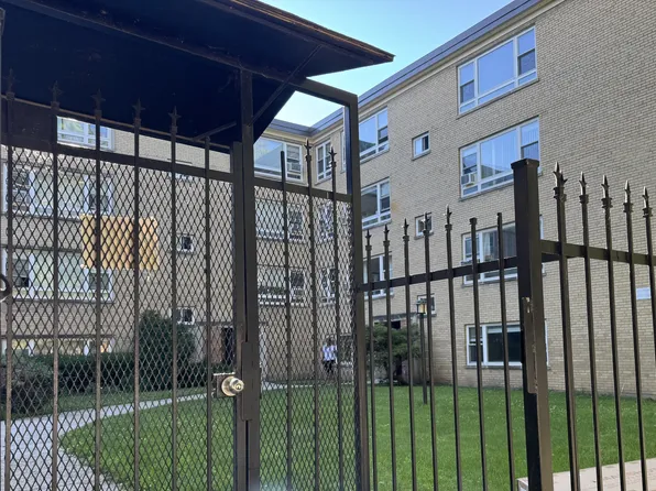 6114 N Damen Ave #1, Chicago, IL 60659